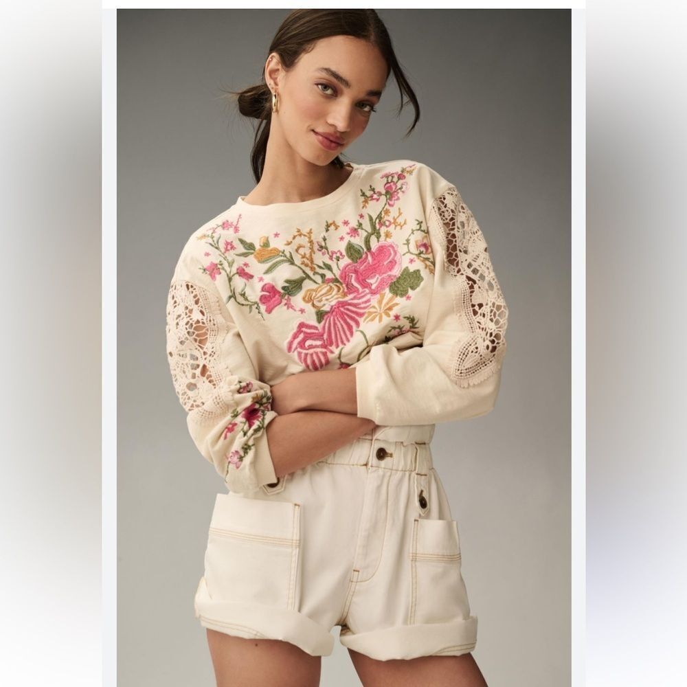 By Anthropologie By Anthropologie Floral Embellished Sweatshirt Medium